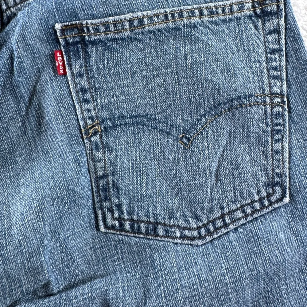 Y2K Levi 514 Slim Straight Leg Size 36x32 Light Wash Clean‎ Denim Pants Used Men